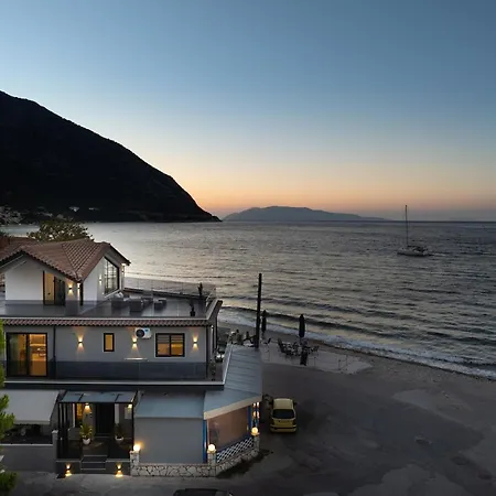 Ristanis Potami Mare Beachfront Retreat
